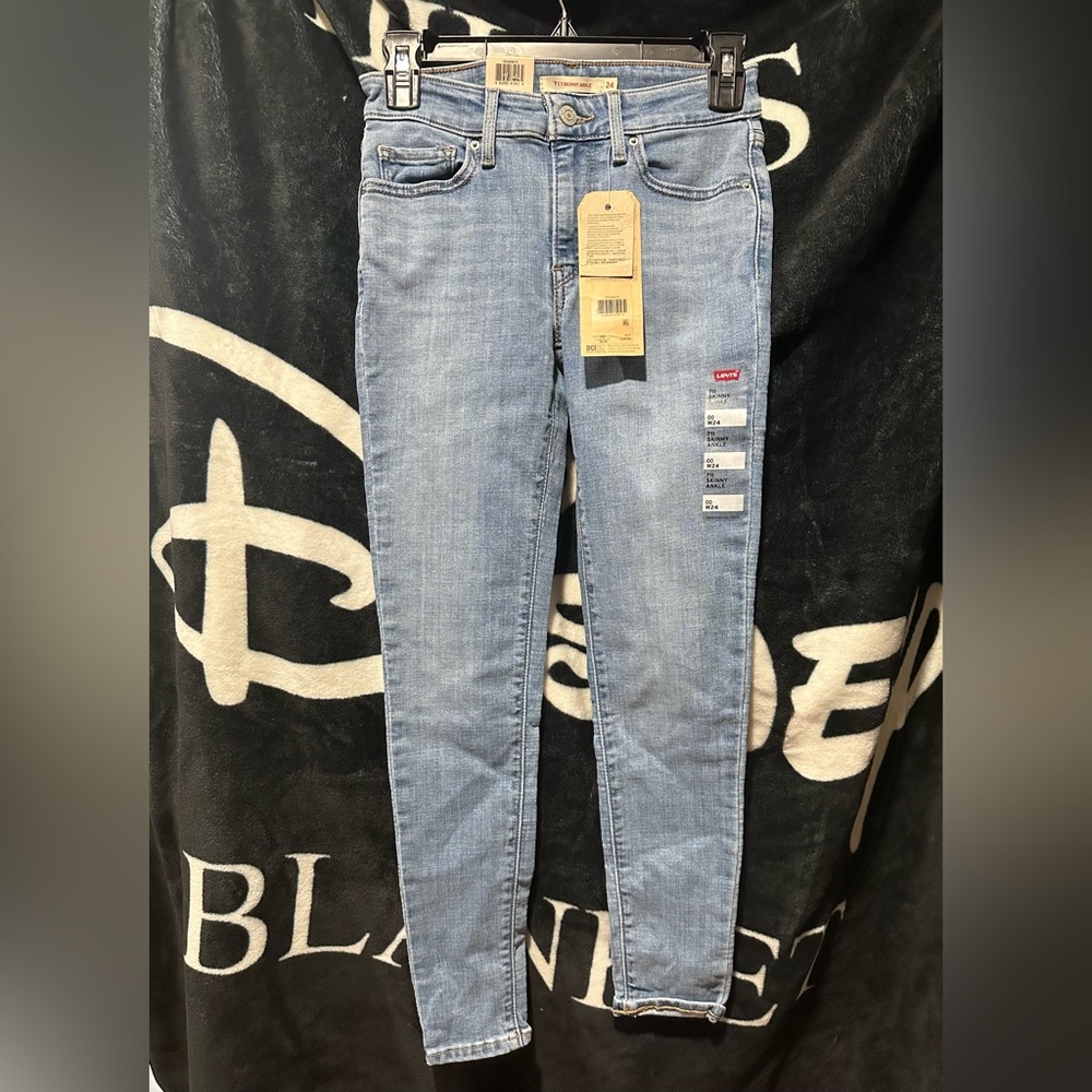 LEVIS JEANS 711 Skinny Ankle Jeans 👖👖👖